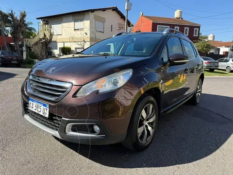 Peugeot 2008 Feline usado (2016) color Marron precio $17.500.000