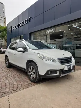 foto Peugeot 2008 Feline usado (2018) color Blanco Nacré precio $15.000.000