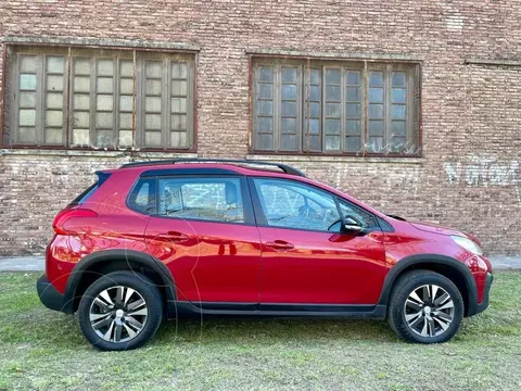 Peugeot 2008 Feline Tiptronic usado (2022) color Rojo financiado en cuotas(anticipo $7.000.000 cuotas desde $300.000)