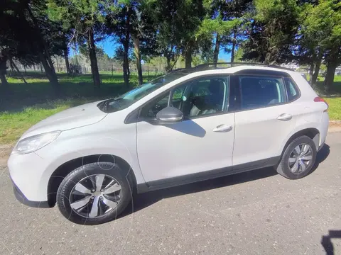 Peugeot 2008 Sport THP usado (2018) color Blanco precio $19.500.000