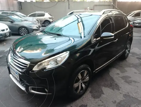 Peugeot 2008 Feline usado (2016) color Negro Perla precio $10.000.000