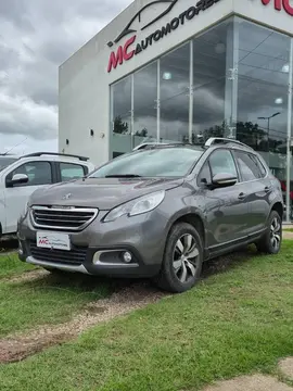 Peugeot 2008 2OO8 1.6 FELINE usado (2017) color Gris precio $16.200.000