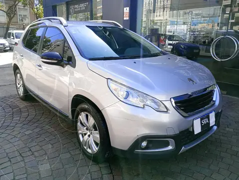 Peugeot 2008 Allure usado (2017) color Gris Aluminium precio $14.900.000