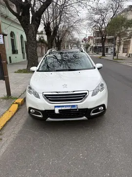 Peugeot 2008 Feline usado (2018) color Blanco Banquise precio $18.000.000