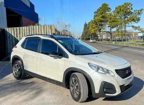 Peugeot 2008 Feline Tiptronic usado (2022) color Blanco Banquise precio $23.500.000