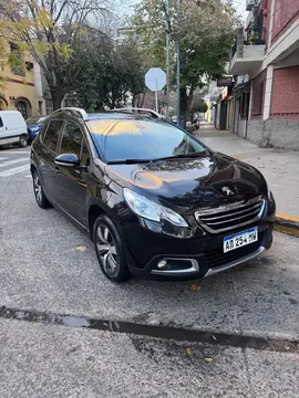 Peugeot 2008 Feline usado (2018) color Negro precio $12.000.000