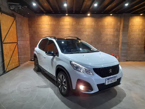 Peugeot 2008 Feline usado (2021) color Blanco Perla precio $25.000.000