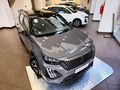 Peugeot 2008 GT T200 usado (2025) color Gris precio $37.000.000