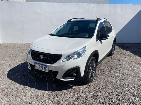 Peugeot 2008 2OO8 1.6 FELINE TIPTRONIC     L/19 usado (2020) color Plata precio $22.500.000