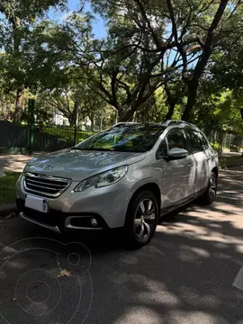 Peugeot 2008 Feline usado (2018) color Gris Aluminium precio $13.500.000