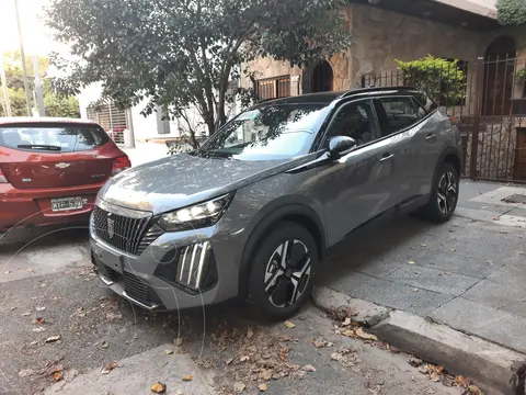 Peugeot 2008 GT T200 usado (2024) color Gris precio $39.300.000
