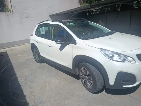 Peugeot 2008 Feline Aut usado (2019) color Blanco Perla precio u$s17.800