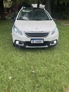 Peugeot 2008 Feline Tiptronic usado (2019) color Blanco Perla precio $21.000.000