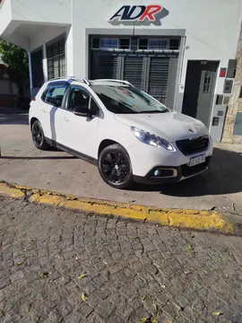 Peugeot 2008 Allure usado (2016) color Blanco financiado en cuotas(anticipo $2.500.000 cuotas desde $180.000)