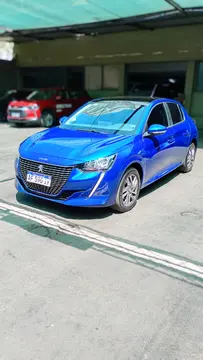 Peugeot 2008 Allure usado (2022) color Azul precio $10.000.000