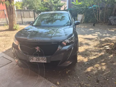 Peugeot 2008 1.2L Active Puretech 130HP usado (2020) color Gris Platino precio $8.500.000