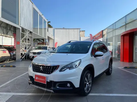 Peugeot 2008 1.2L Allure Pack Puretech Aut usado (2017) color Blanco Nacarado precio $11.480.000