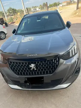 Peugeot 2008 1.2L GT Line usado (2022) color Gris Platinium precio $370,000