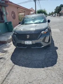 Peugeot 2008 1.2L Allure Pack usado (2024) color Gris Platinium precio $485,000