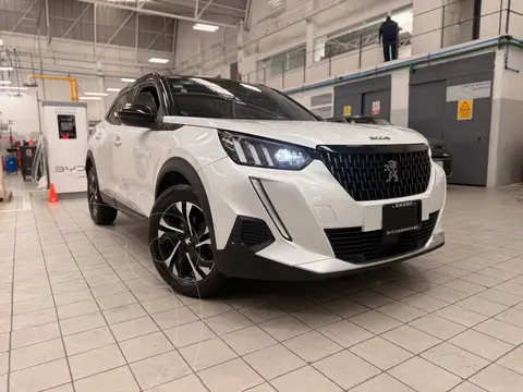 Peugeot 2008 1.2L GT ADAS SC usado (2024) color Blanco financiado en mensualidades(enganche $167,158 mensualidades desde $7,181)