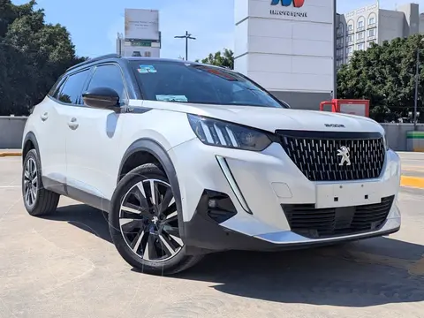 Peugeot 2008 1.2L GT Line SC usado (2023) color Blanco precio $359,800