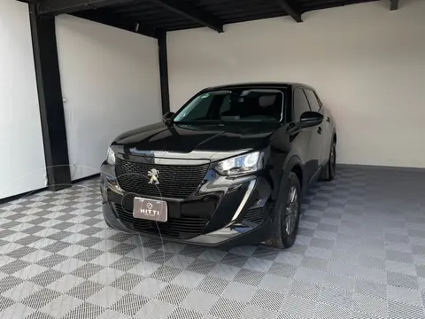 Peugeot 2008 1.2L Active usado (2022) color Negro precio $298,000