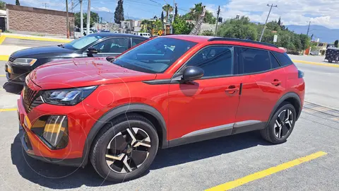 Peugeot 2008 1.2L Allure Aut usado (2024) color Rojo precio $315,000