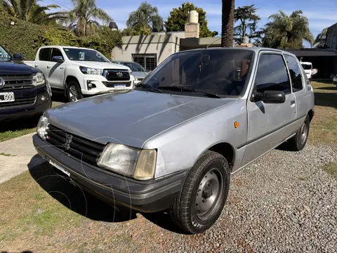 Peugeot 205 GL 3P usado (1996) color Gris precio $3.700.000