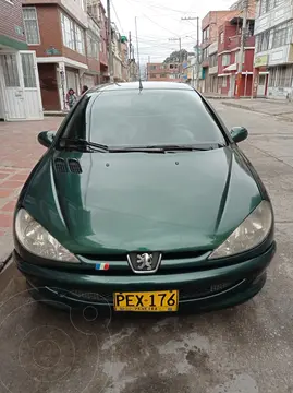 Peugeot 206 XRA Hatchback 1.400 C.C usado (2005) color Verde precio $17.000.000