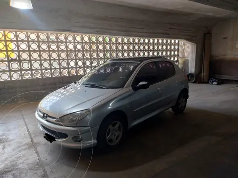 Peugeot 206 1.6 XT Premium 5P usado (2006) color Gris Plata  precio u$s6.300