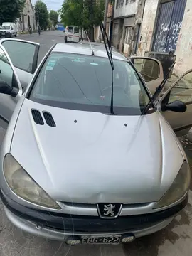 Peugeot 206 1.4 XR Pack 5P usado (2003) color Gris precio $6.000.000