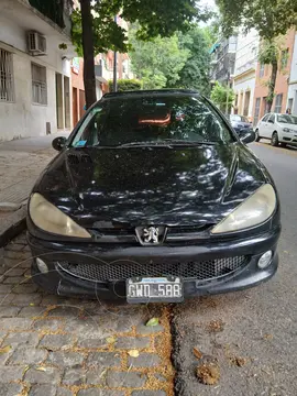 Peugeot 206 1.6 XT Premium 5P usado (2008) color Negro precio $6.000.000