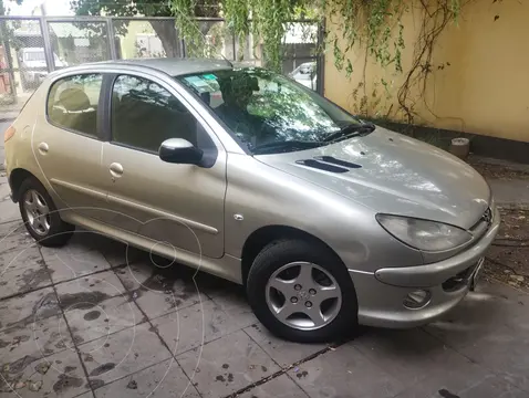 Peugeot 206 1.6 XT 5P usado (2008) color Gris precio $7.000.000