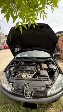 Peugeot 206 1.6 XR Premium 3P usado (2006) color Negro precio u$s7.200