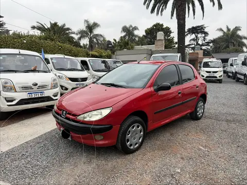 Peugeot 206 1.4 Allure 5P usado (2013) color Rojo precio $7.600.000