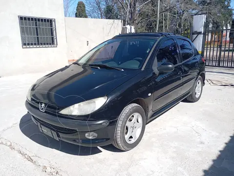 Peugeot 206 1.6 XT 5P usado (2006) color Negro precio $6.500.000
