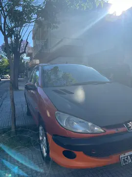 Peugeot 206 1.6 XR 3P usado (1999) color Naranja precio u$s3.000