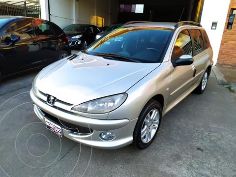 foto Peugeot 206 Rural SW 1.6 Premium usado (2007) color Arena Dorada precio $950.000