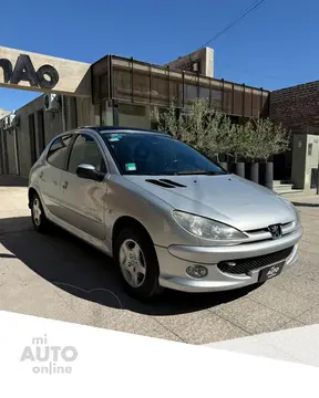 Peugeot 206 206 2.0 5 PTAS XT HDI PREMIUM usado (2007) color Gris precio $9.500.000