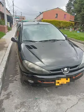 Peugeot 206+ 1.4L usado (2007) color Negro precio $15.500.000