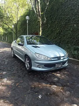 Peugeot 206 CC usado (2005) color Azul precio $75,000