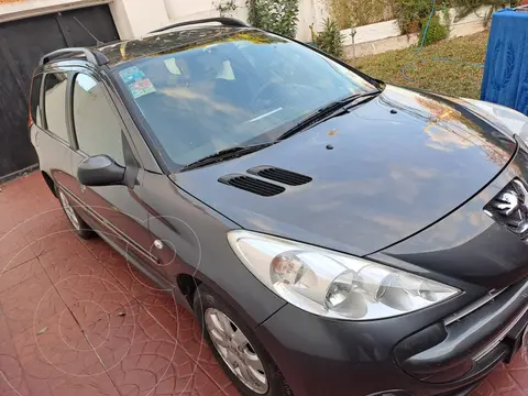 Peugeot 207 Compact Rural 1.6 XS SW usado (2012) color Gris Grafito precio u$s5.800