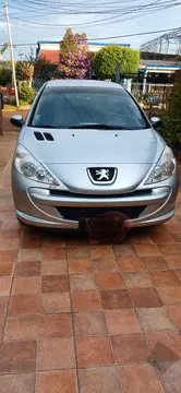 Peugeot 207 Compact Sedan 1.4 Active 4P usado (2014) color Plata precio $10.300.000