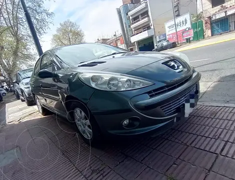 Peugeot 207 Compact Sedan 1.4 HDi XR 4P usado (2011) color Gris Grafito precio $8.500.000