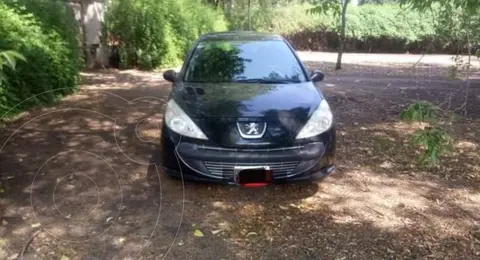 Peugeot 207 Compact Sedan 1.4 XR 4P usado (2011) color Negro Perla precio $2.980.000