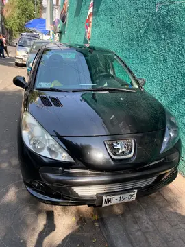 foto Peugeot 207 Compact Sedan Trendy Aut usado (2011) color Negro precio $120,000