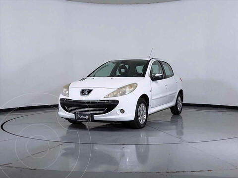 Peugeot 207 Compact Sedan Trendy Aut usado (2011) color Blanco precio $100,999