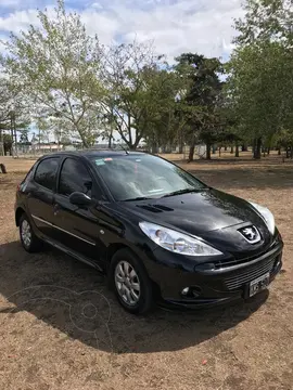 foto Peugeot 207 Compact 1.4 Allure 5P usado (2011) color Negro precio $2.490.000