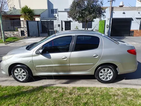 Peugeot 207 Compact 1.4 Quicksilver 5P usado (2010) color Gris Aluminium precio $9.500.000