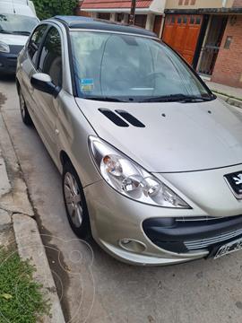 foto Peugeot 207 Compact 1.6 XT Premium 5P usado (2010) color Gris Manitoba precio $650.000